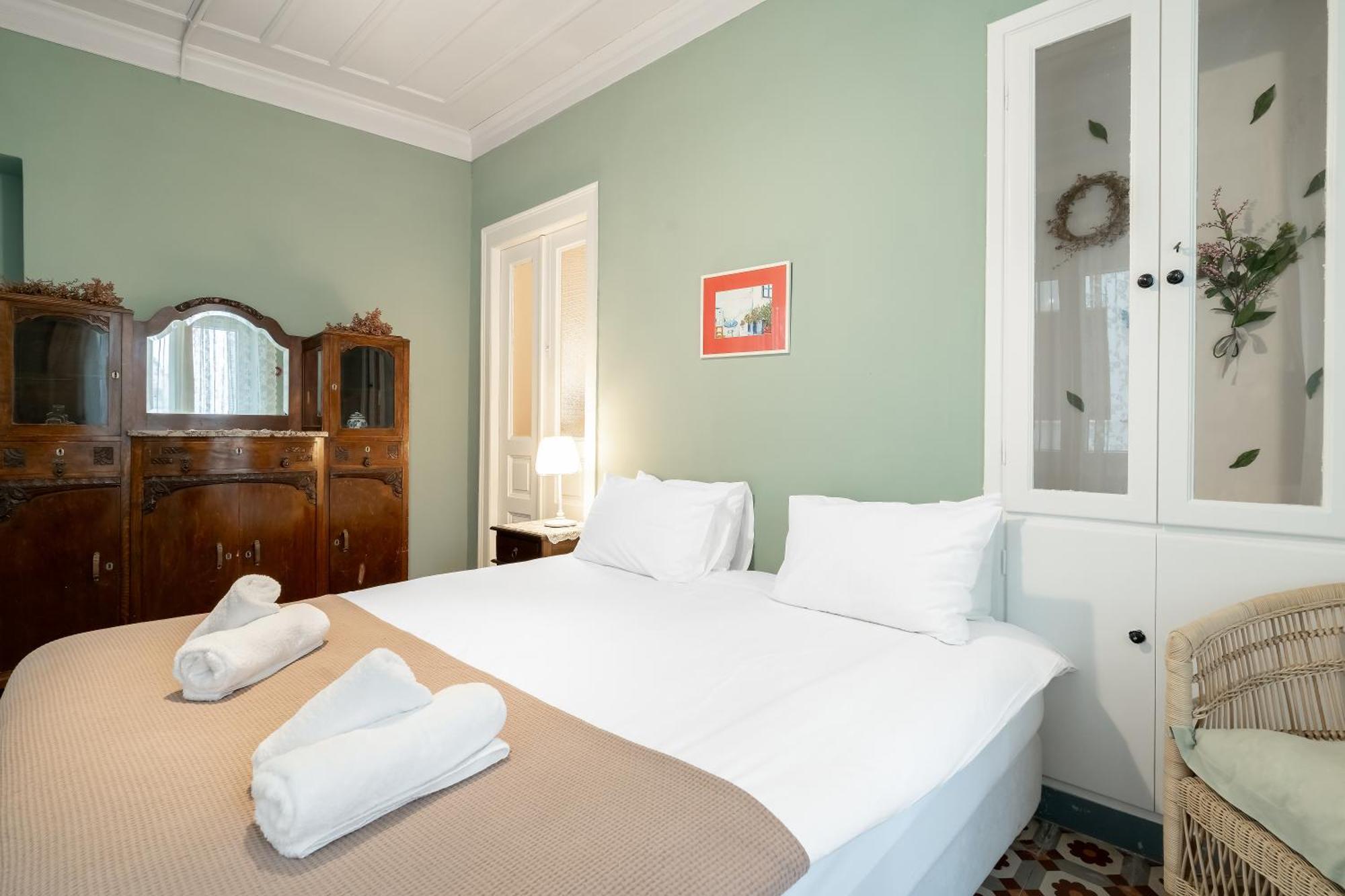 Castel Abaso Boutique Apartments By Explore Andros Екстериор снимка