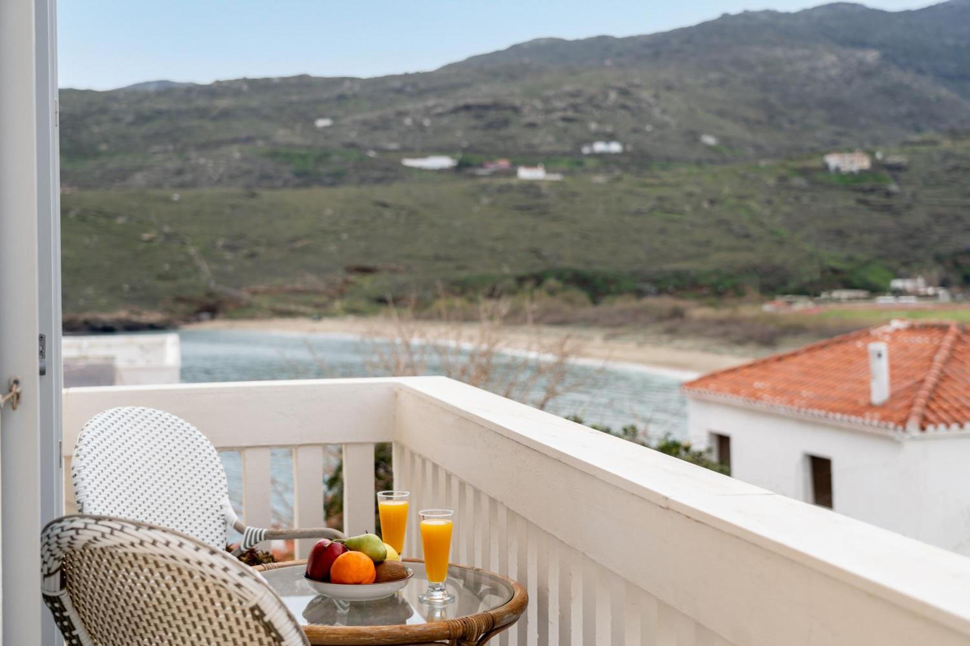 Castel Abaso Boutique Apartments By Explore Andros Екстериор снимка