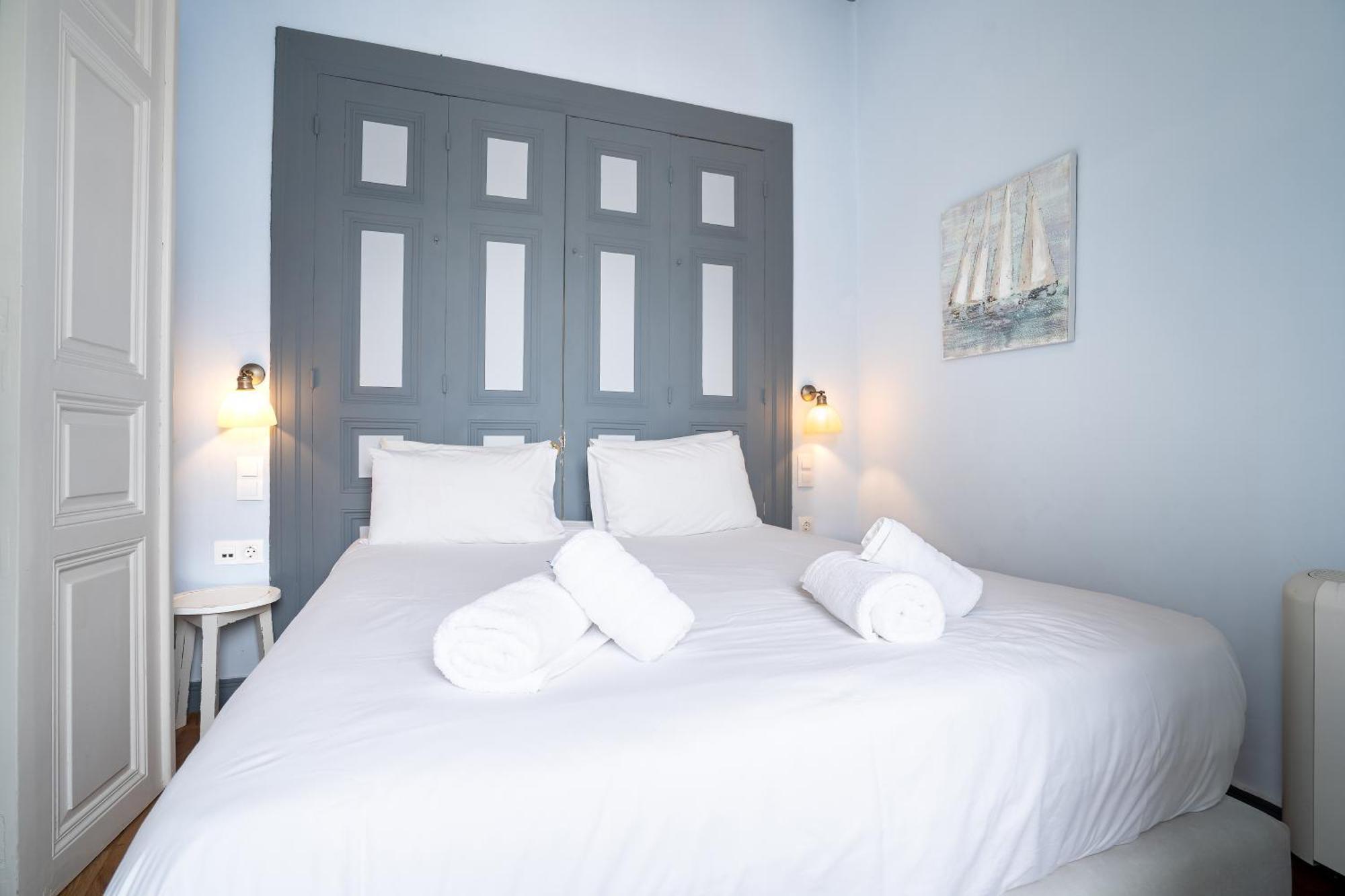 Castel Abaso Boutique Apartments By Explore Andros Екстериор снимка