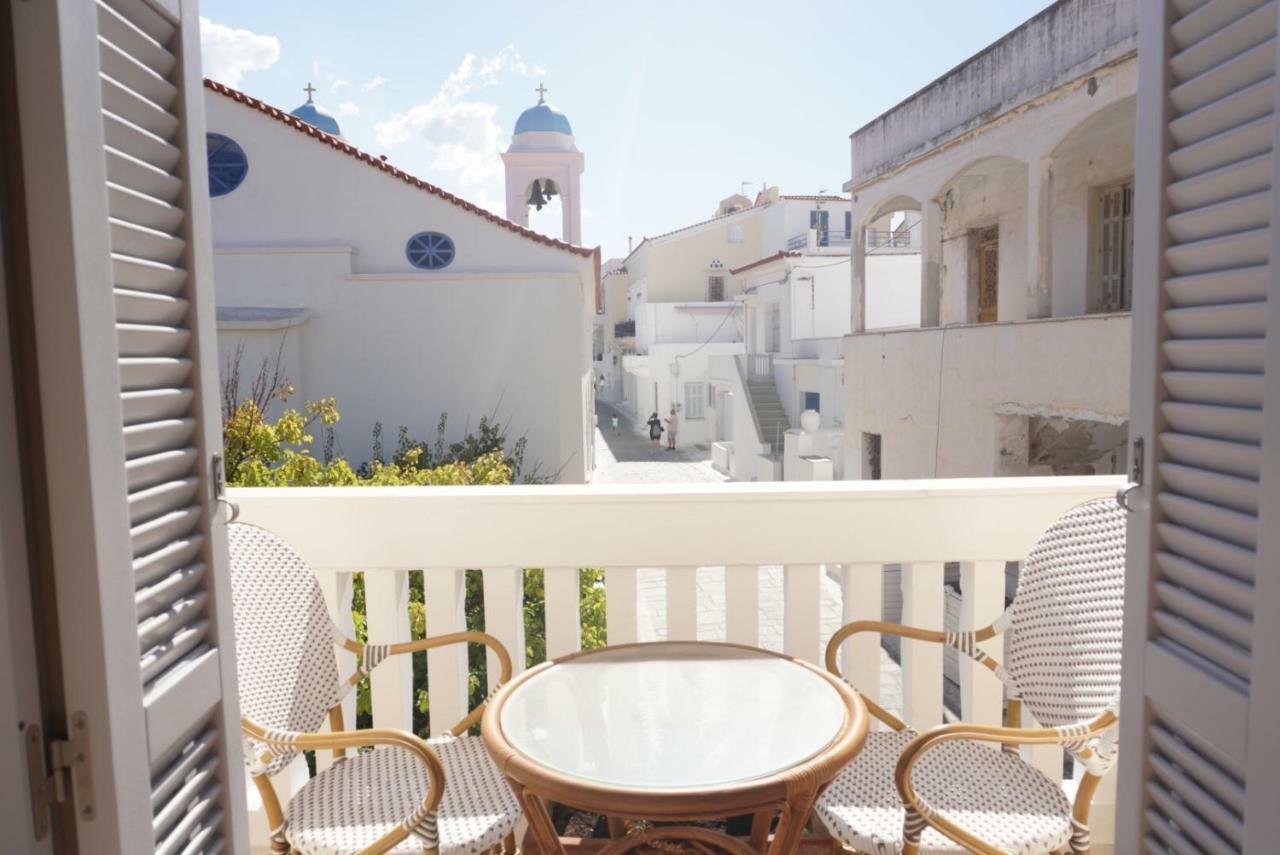 Castel Abaso Boutique Apartments By Explore Andros Екстериор снимка